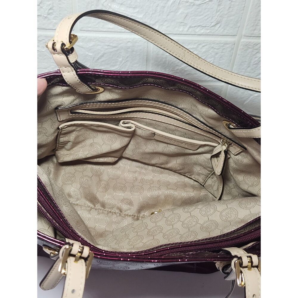 Michael Kors Jet Set East West Tote Plum Gold Hardware Signature Mobwife Shopper - Picture 9 of 15